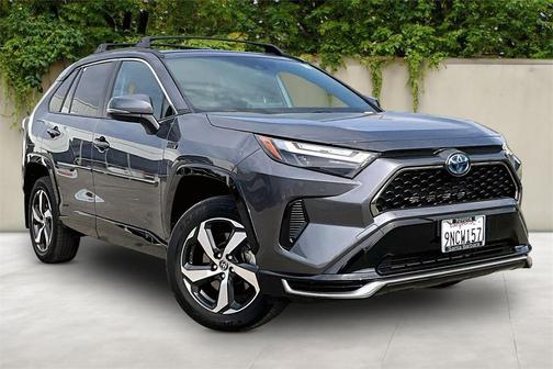 2024 Toyota RAV4 Prime SE