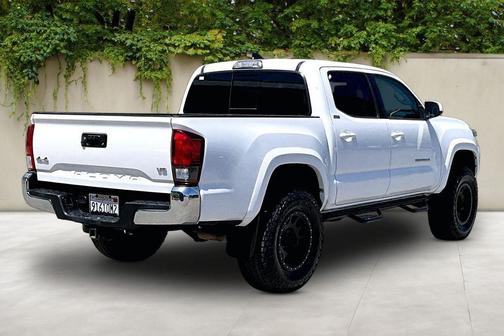Super White 2018 Toyota Tacoma SR5
