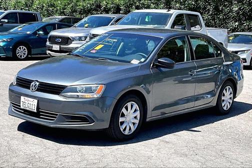 Platinum Gray Metallic 2014 Volkswagen Jetta S