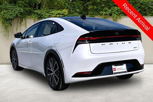 Wind Chill Pearl 2026 Toyota Prius XLE