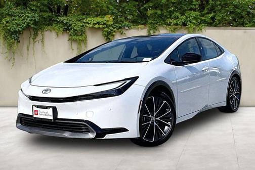 Wind Chill Pearl 2026 Toyota Prius XLE