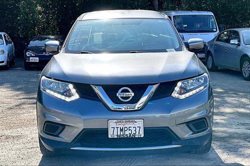 Gun Metallic 2016 Nissan Rogue S