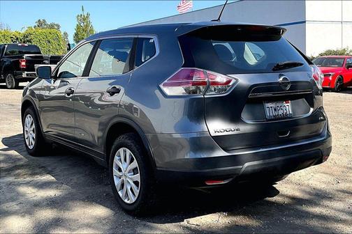Gun Metallic 2016 Nissan Rogue S