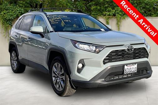 2021 Toyota RAV4 XLE Premium