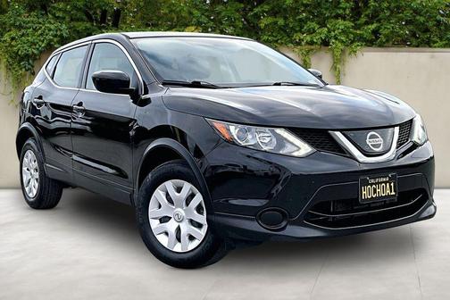 Magnetic Black Pearl 2019 Nissan Rogue Sport S