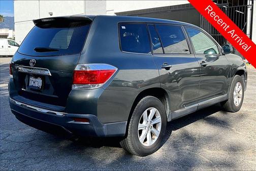 2013 Toyota Highlander SE