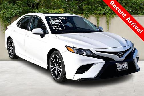 2019 Toyota Camry SE