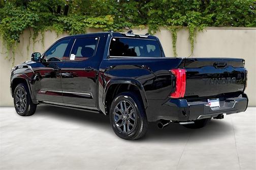 2026 Toyota Tundra Hybrid Platinum