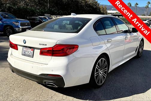 2017 BMW 540 540i
