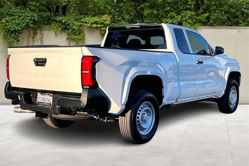 2025 Toyota Tacoma SR