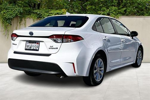2024 Toyota Corolla Hybrid LE