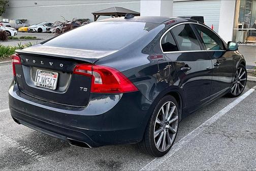 2015 Volvo S60 T5 Premier