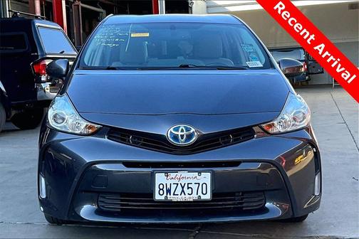 2015 Toyota Prius v Four