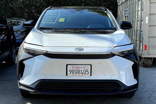 2024 Toyota bZ4X XLE
