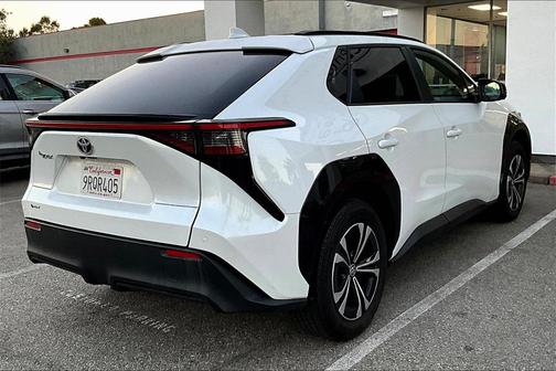 2024 Toyota bZ4X XLE