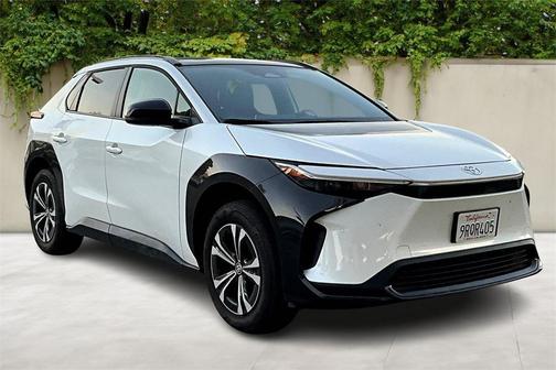 2024 Toyota bZ4X XLE