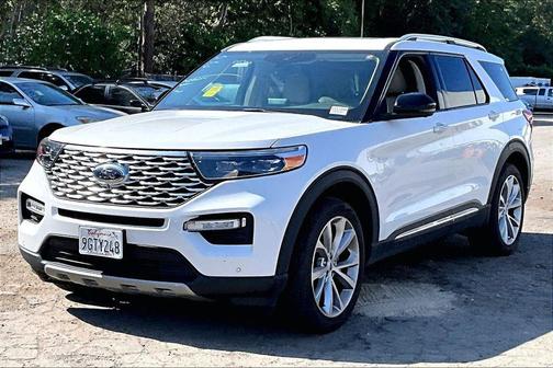 Star White Metallic Tri-Coat 2023 Ford Explorer Platinum