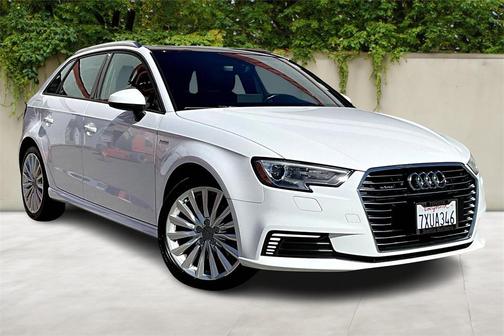 2017 Audi A3 e-tron 1.4T Premium
