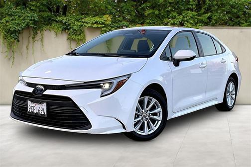 2023 Toyota Corolla Hybrid LE