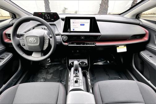 2026 Toyota Prius Plug-In Hybrid SE