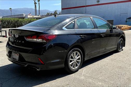 2019 Hyundai SONATA SE