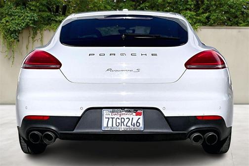 2016 Porsche Panamera 4S