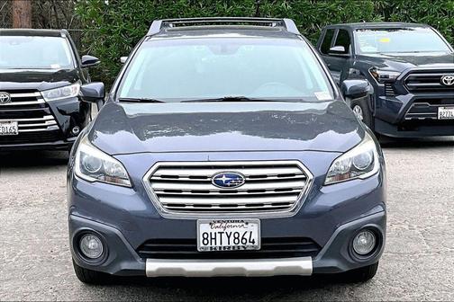 Carbide Gray Metallic 2017 Subaru Outback 3.6R Limited