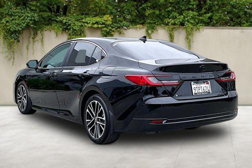 Midnight Black Metallic 2025 Toyota Camry XLE