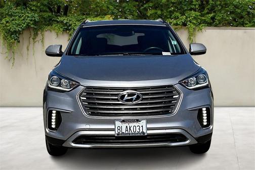 2018 Hyundai SANTA FE SE