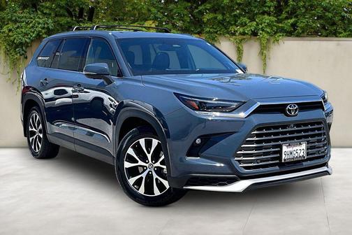 Storm Cloud 2024 Toyota Grand Highlander Hybrid Limited MAX