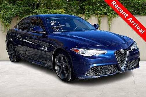 2019 Alfa Romeo Giulia Sport