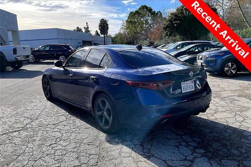 2019 Alfa Romeo Giulia Sport