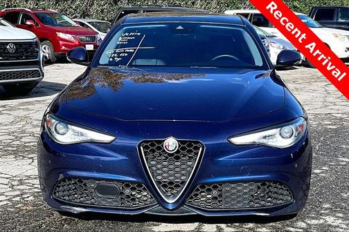2019 Alfa Romeo Giulia Sport