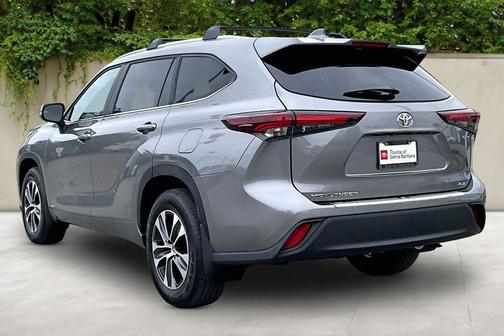 2026 Toyota Highlander Hybrid XLE