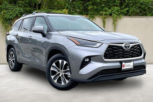 2026 Toyota Highlander Hybrid XLE
