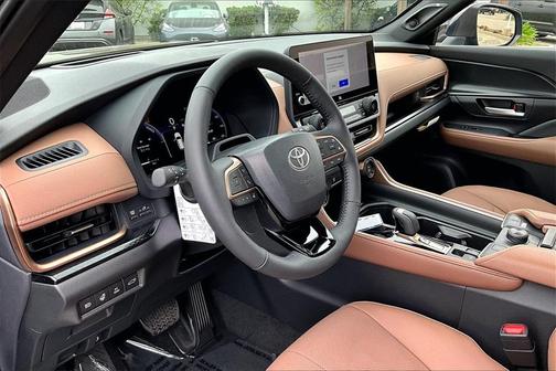 2026 Toyota Grand Highlander Hybrid Platinum MAX