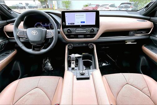 2026 Toyota Grand Highlander Hybrid Platinum MAX