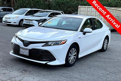 2018 Toyota Camry Hybrid LE
