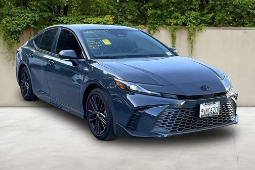 Underground 2026 Toyota Camry SE