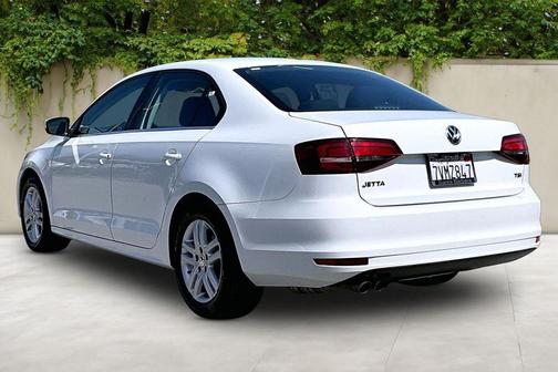 Pure White 2017 Volkswagen Jetta 1.4T S