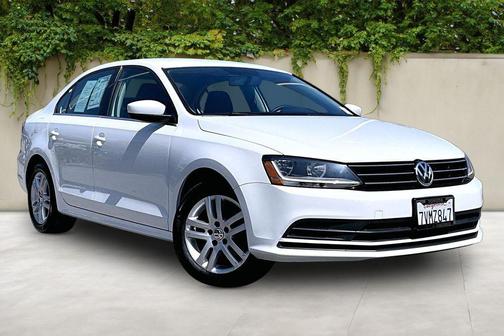 Pure White 2017 Volkswagen Jetta 1.4T S