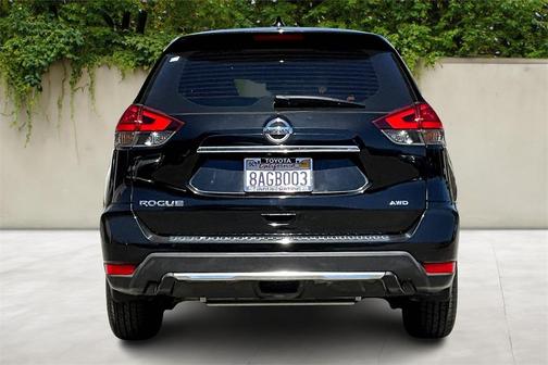 2017 Nissan Rogue S