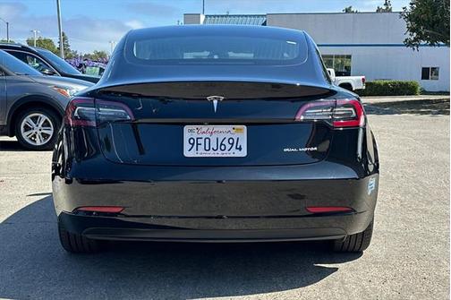 2020 Tesla Model 3 Long Range