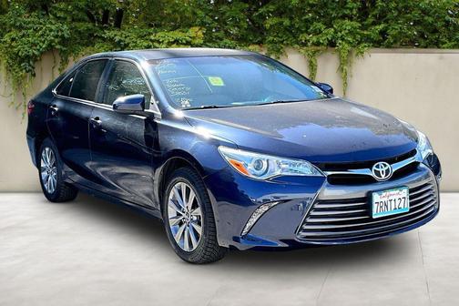 Dark Blue 2016 Toyota Camry XLE