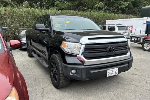 2017 Toyota Tundra SR5