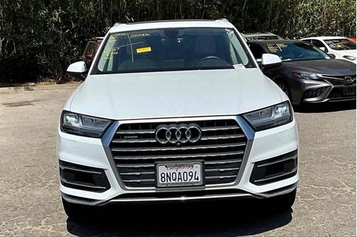 2017 Audi Q7 3.0T Premium