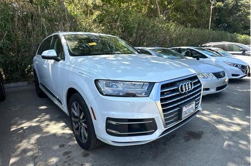 2017 Audi Q7 3.0T Premium