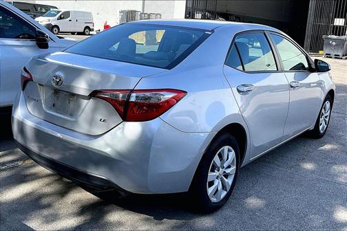 Classic Silver Metallic 2016 Toyota Corolla LE
