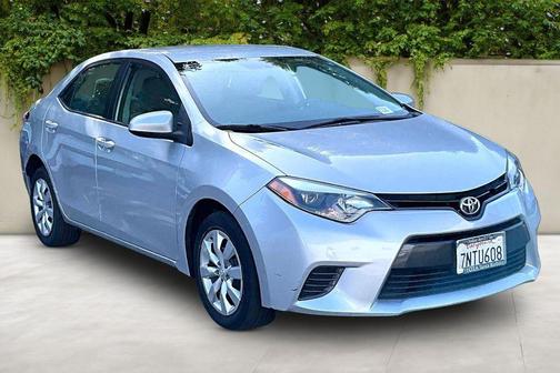 Classic Silver Metallic 2016 Toyota Corolla LE