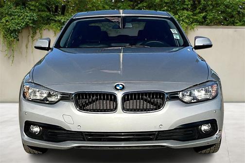 2017 BMW 320 i